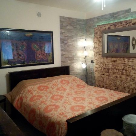 B&B Corte Giare Сант'Амброджо-ді-Вальполічелла Екстер'єр фото