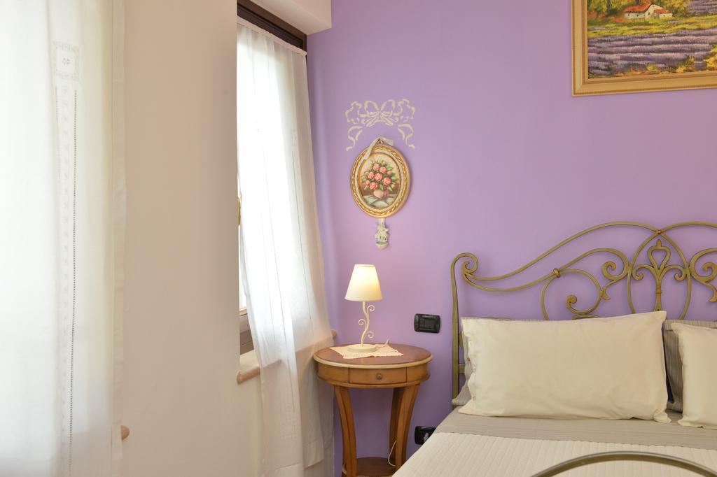 B&B Corte Giare Сант'Амброджо-ді-Вальполічелла Номер фото