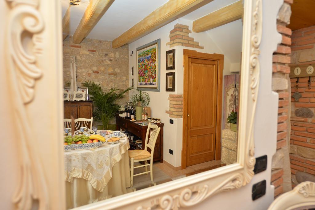 B&B Corte Giare Сант'Амброджо-ді-Вальполічелла Екстер'єр фото