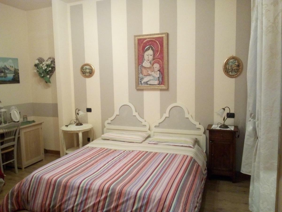 B&B Corte Giare Сант'Амброджо-ді-Вальполічелла Екстер'єр фото