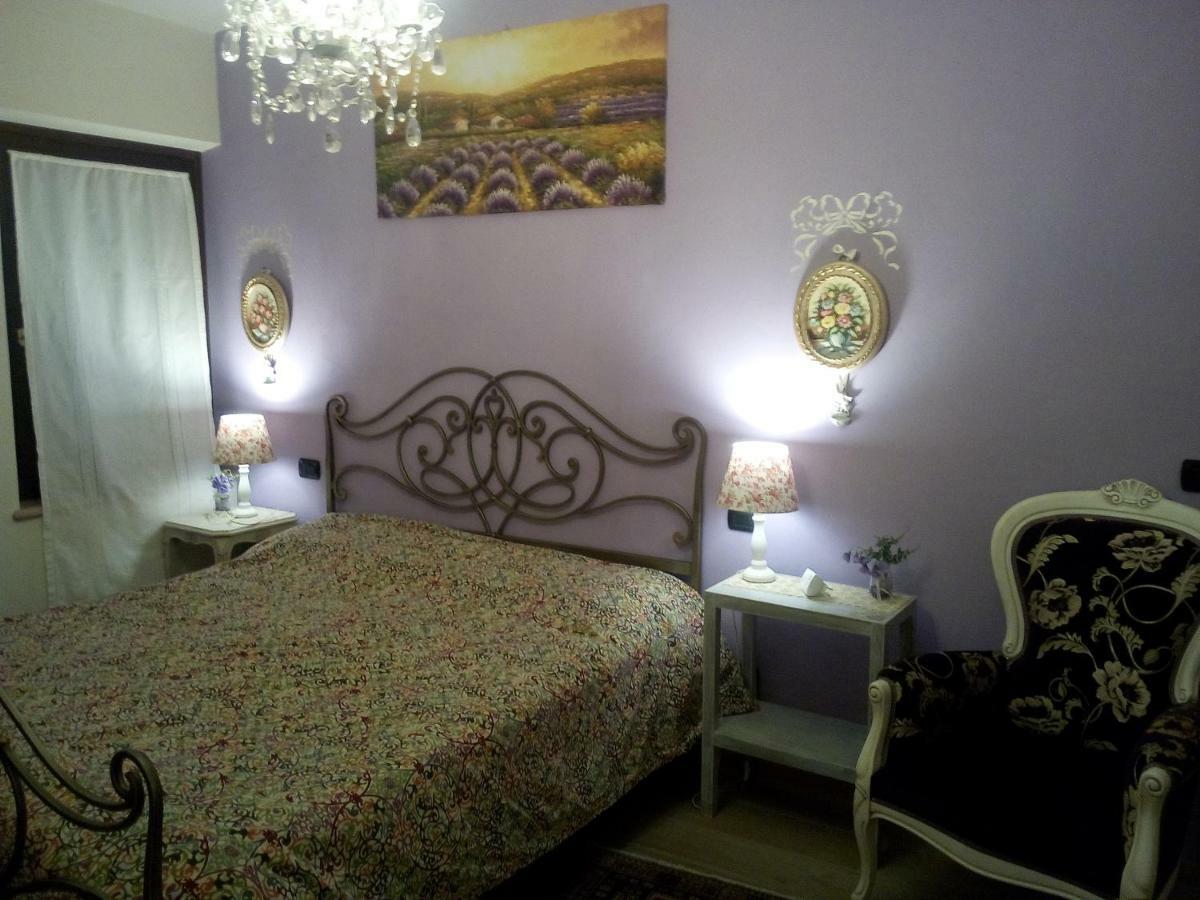 B&B Corte Giare Сант'Амброджо-ді-Вальполічелла Екстер'єр фото